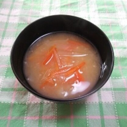 momotarou1234さん、こんにちは♪めっちゃ寒いねー！お味噌汁飲んだらすごーく温まったょ！美味しかったです。ごちそうさまでした(*^_^*)